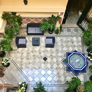 https://casa-miraflores-by-urban-living.es-andalucia.com